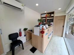 Sceneca Square (D16), Retail #633854321